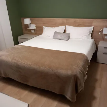 Dante Hotel 3*