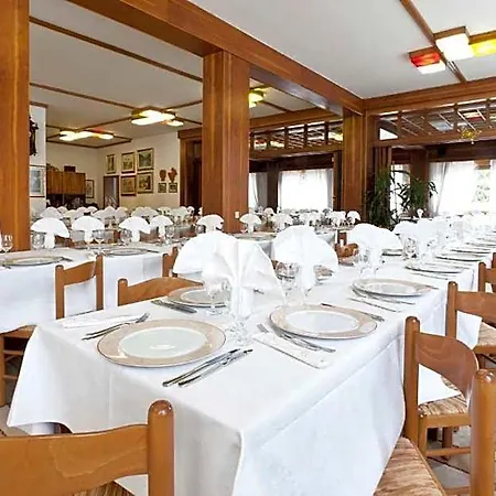 Dante Hotel Ponte nellʼAlpi