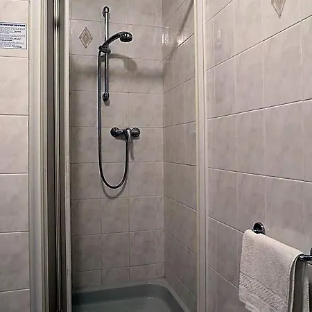 Otel Dante 3*