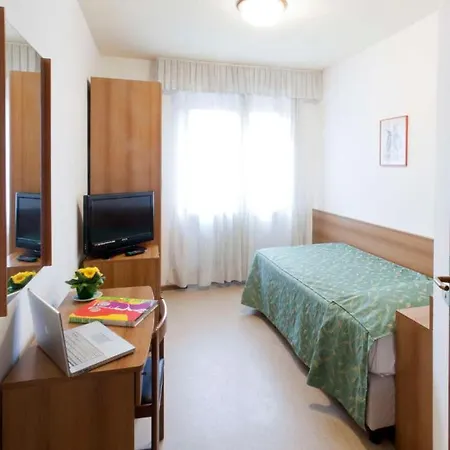 Dante Hotel