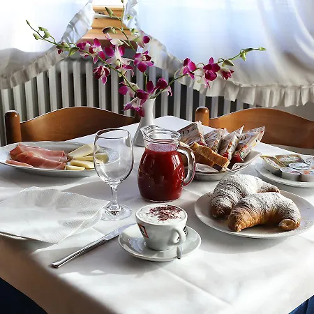 Dante Hotel