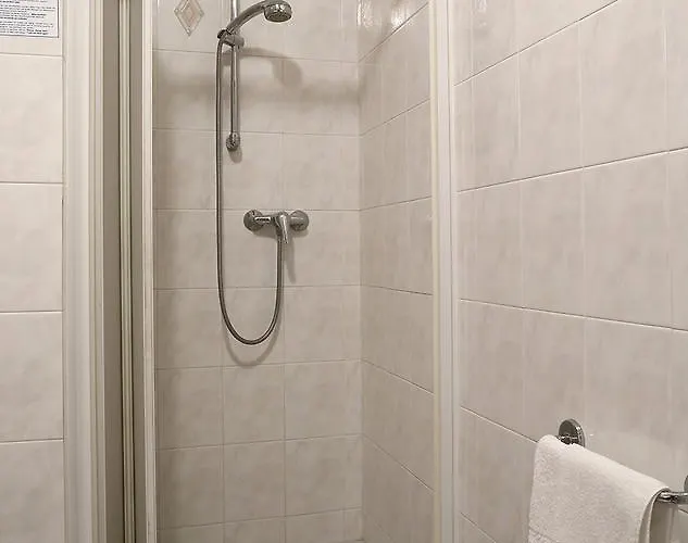 Hotel Dante Ponte nellʼAlpi